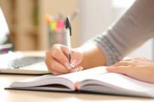 WRITING A SCHOLARSHIP ESSAY THAT IMPRESSES THE ADMISSION COMMITTEE